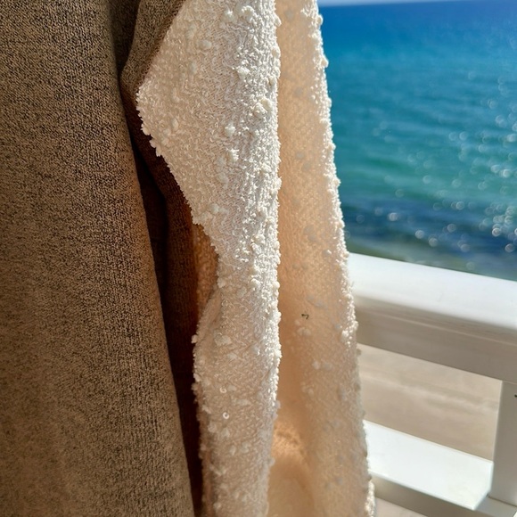 NWOT POL Elegant Two-Tone Tie-Front Sweater or back top - Picture 3 of 8